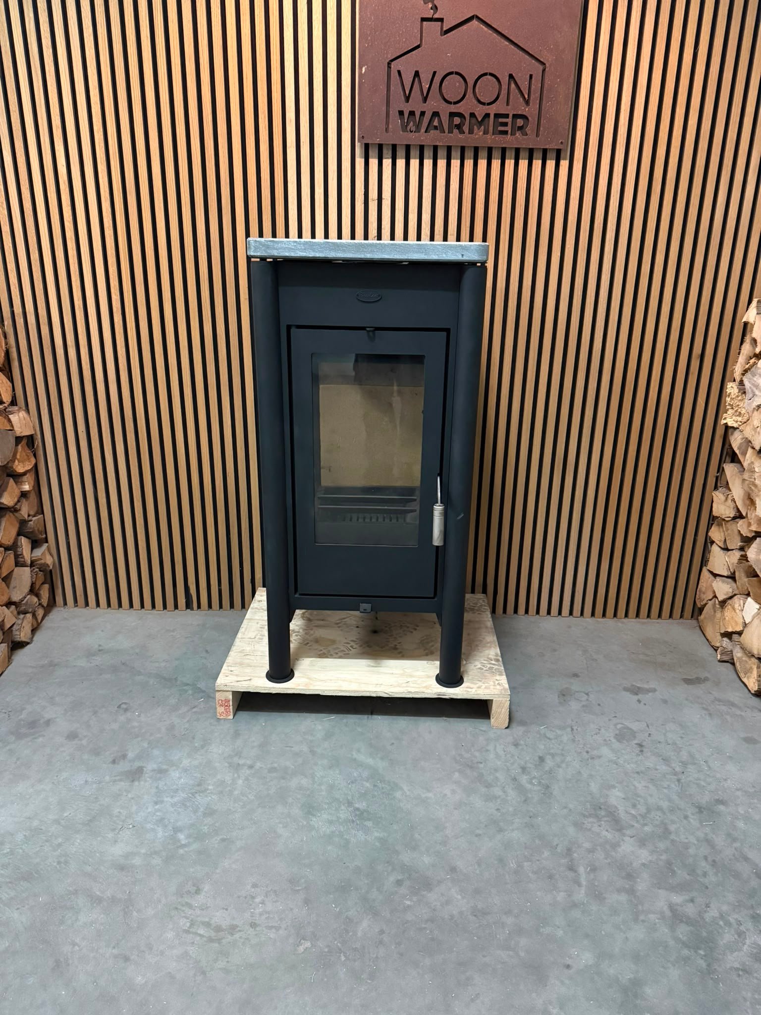 Houtkachel met speksteen Fireplace
